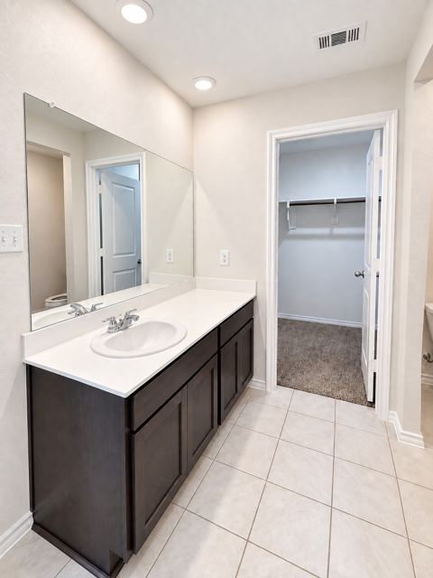 Primary bath